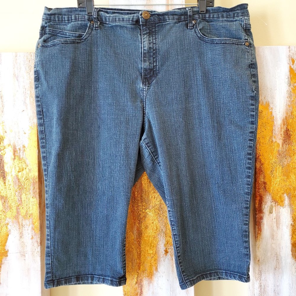 Destiny Platinum Women's Blue/Black Capri Jeans Pants SZ 22